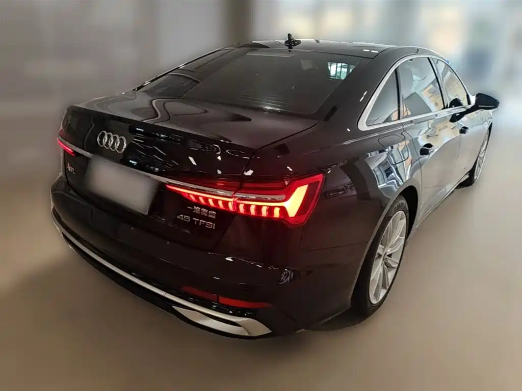 Audi A6L 2023 — фото 12