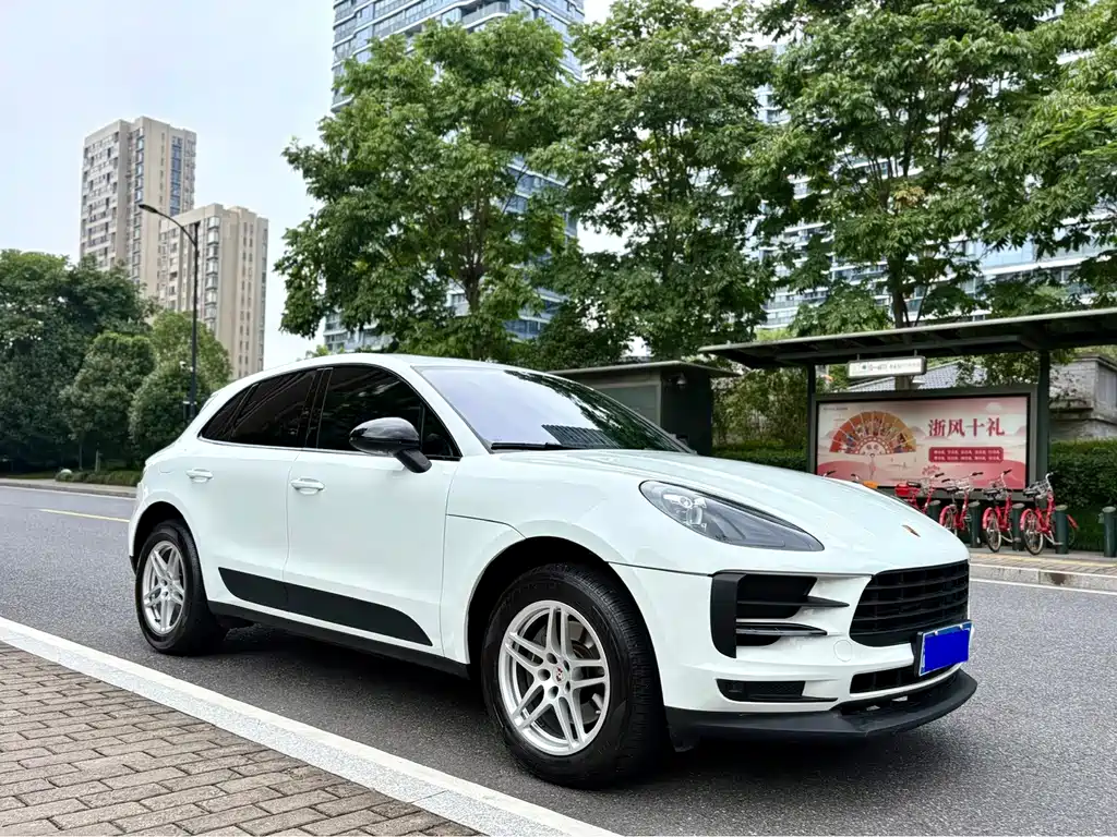 Porsche Macan 2020 — фото 8