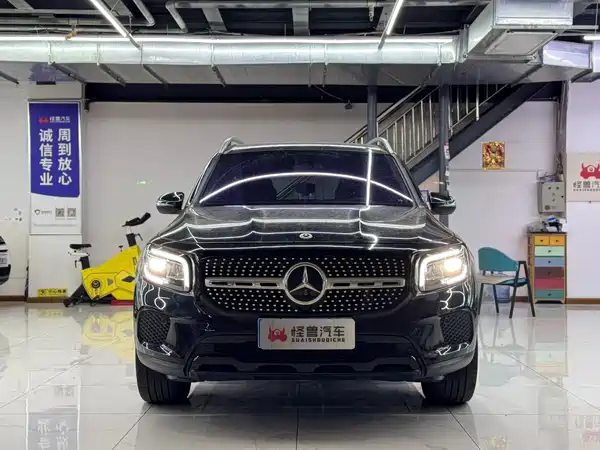 Mercedes-Benz GLB 2022