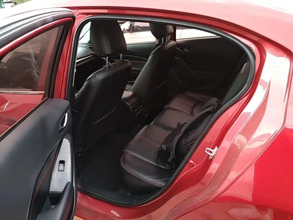 Mazda 3 Angkesela 2018 — фото 17