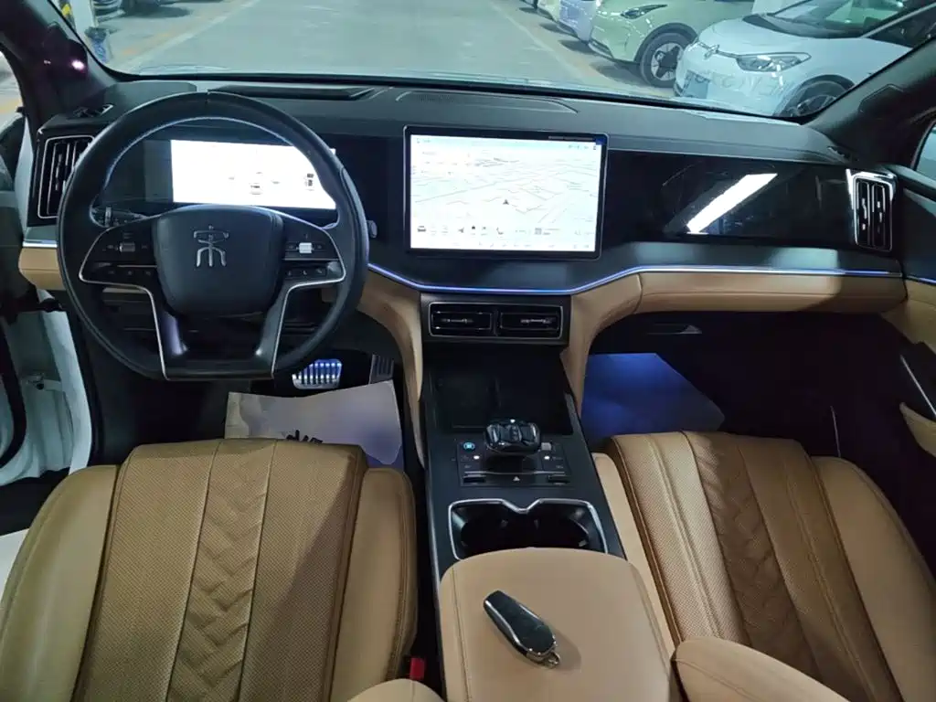 BYD Song L DM-i 2025 — фото 10