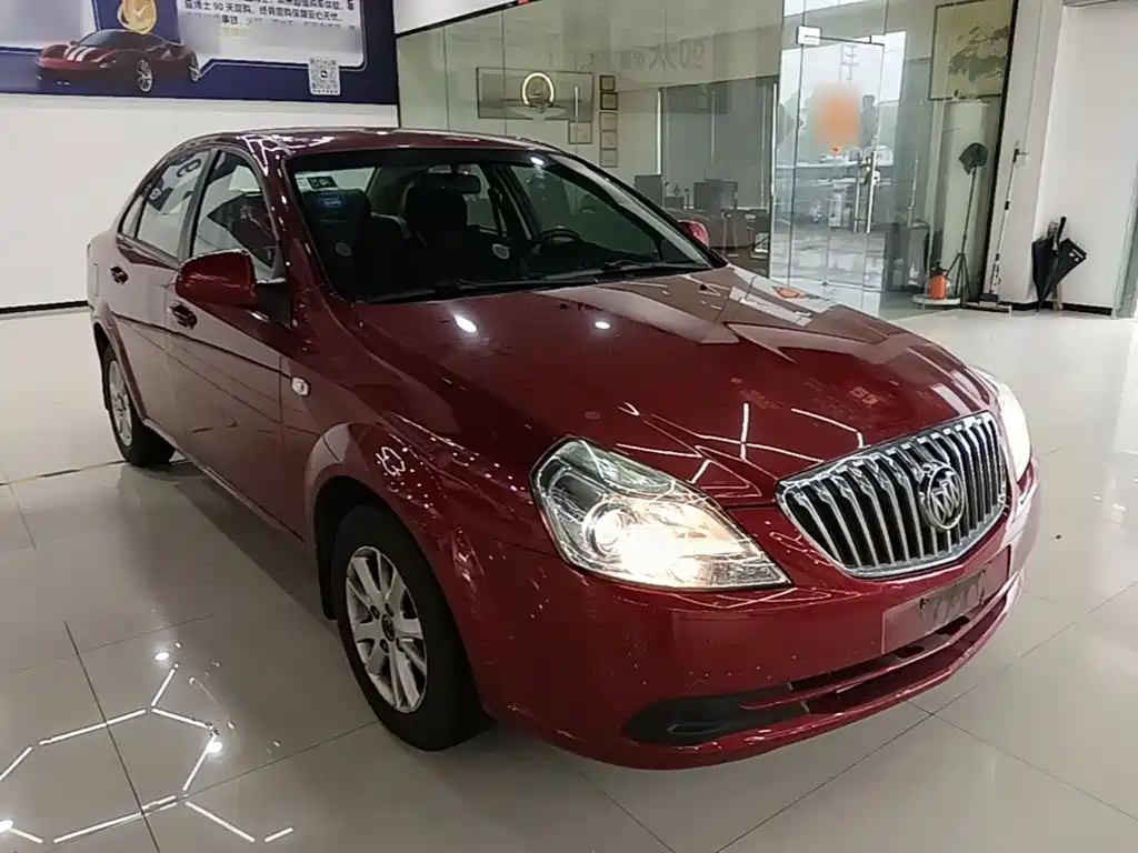 Buick Excelle 2015 — фото 4