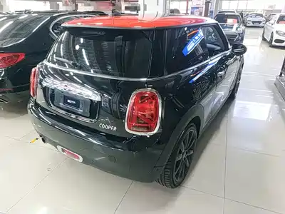 MINI MINI 2018