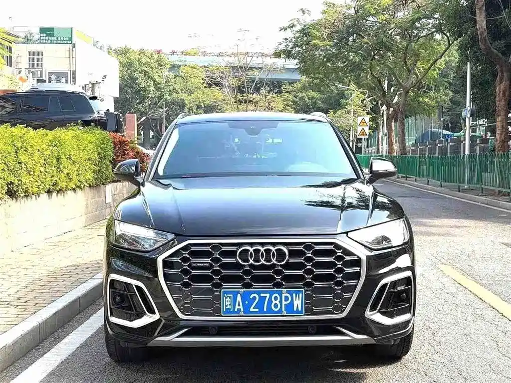 Audi Q5L 2023 — фото 2