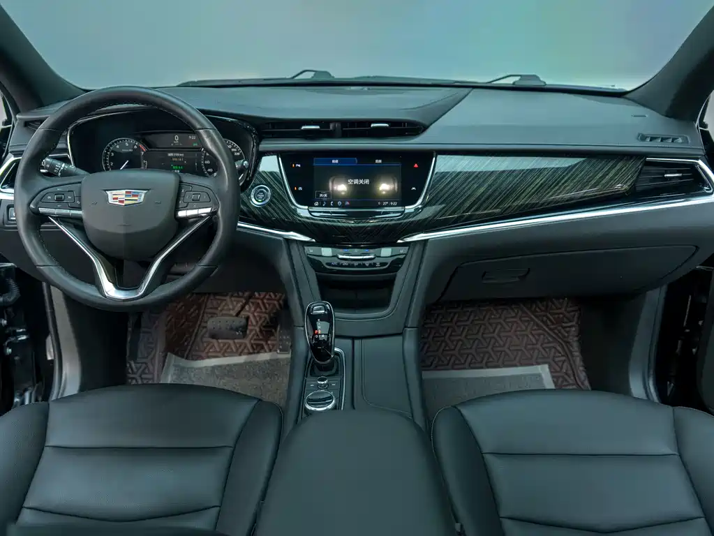 Cadillac XT6 2021 — фото 11