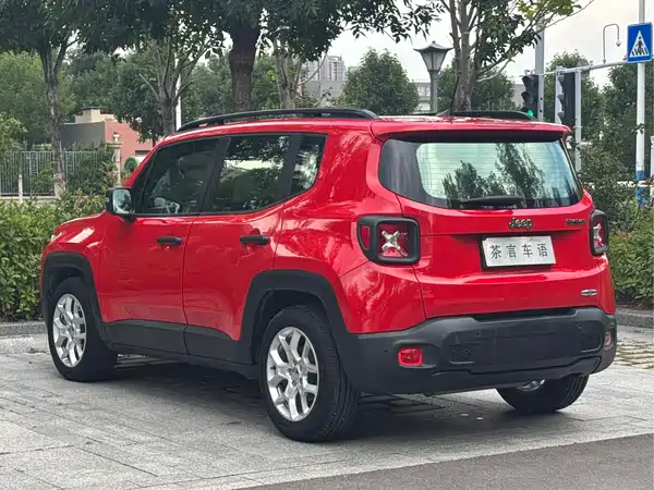 Jeep Freeman 2018