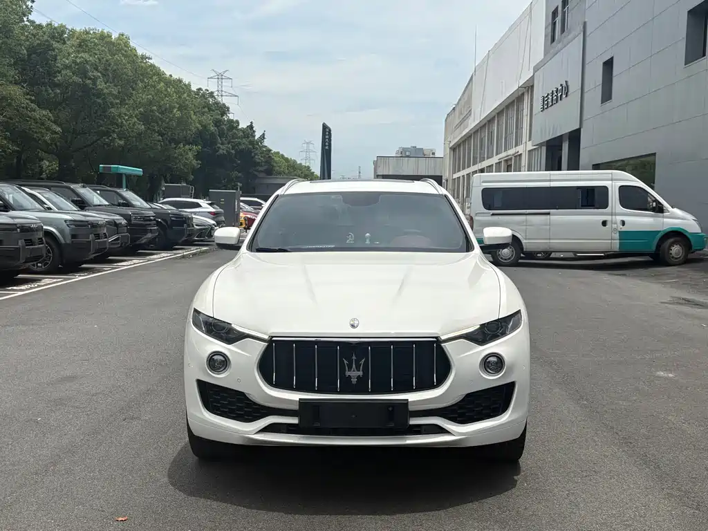 Maserati Levante 2017 — фото 2