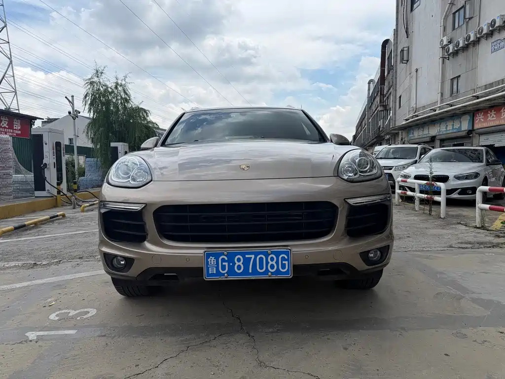 Porsche Cayenne 2016 — фото 2