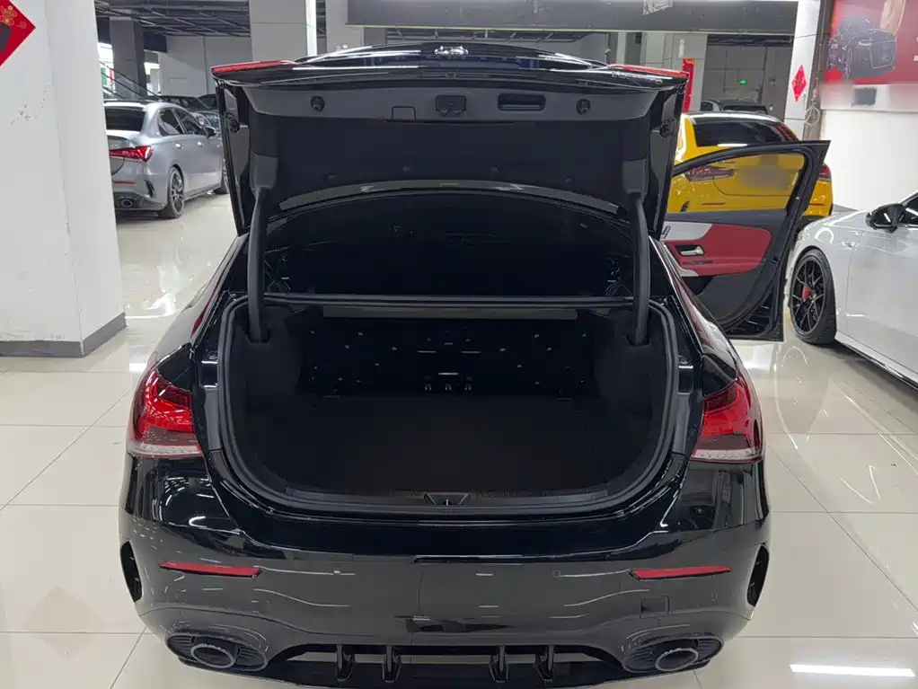 Mercedes-Benz A-Class AMG 2022 — фото 11