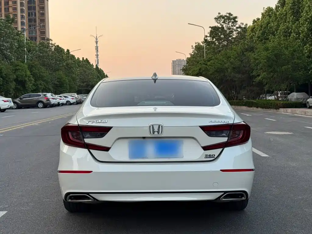 Honda Accord 2021 — фото 10