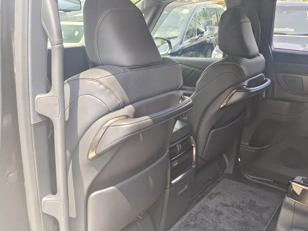 Toyota Alphard 2019 — фото 9