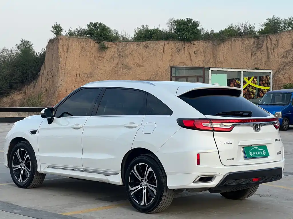 Honda UR-V 2018 — фото 11