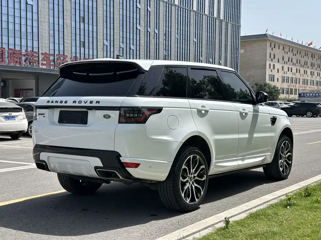 Land Rover Sport 2021 — фото 7