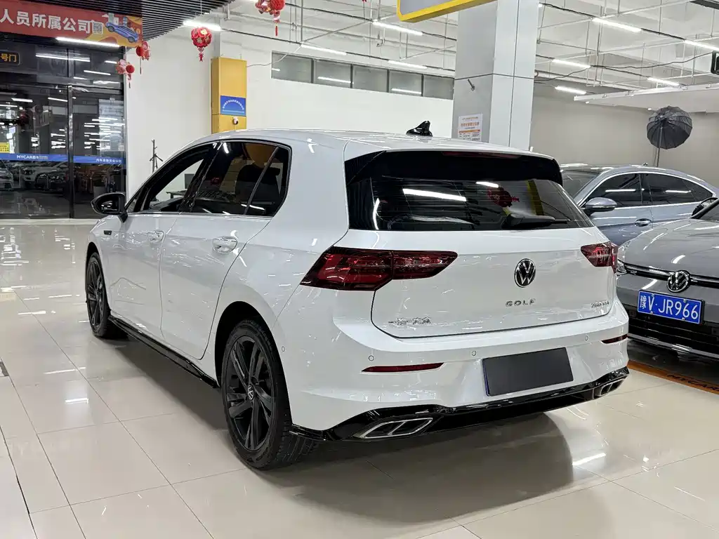 Volkswagen Golf 2022