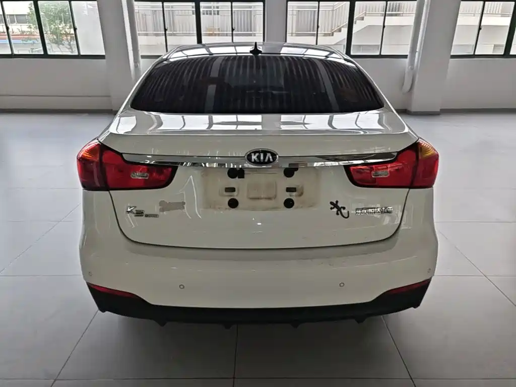 Kia K3 2016