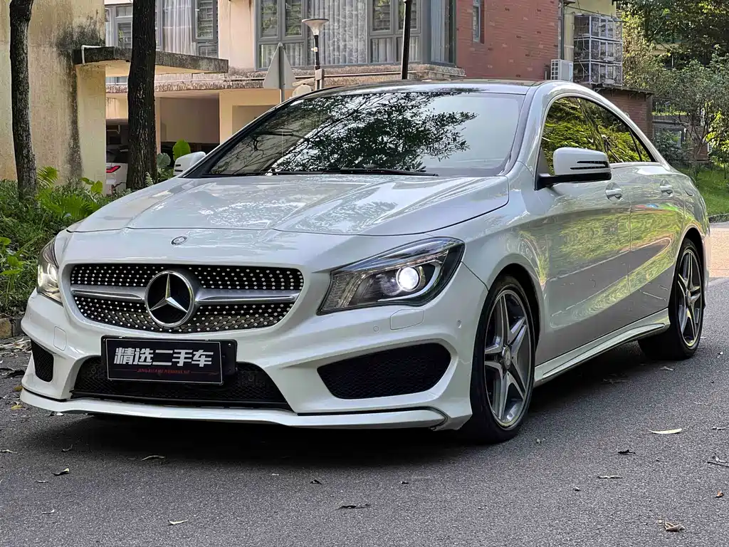 Mercedes-Benz CLA 2015