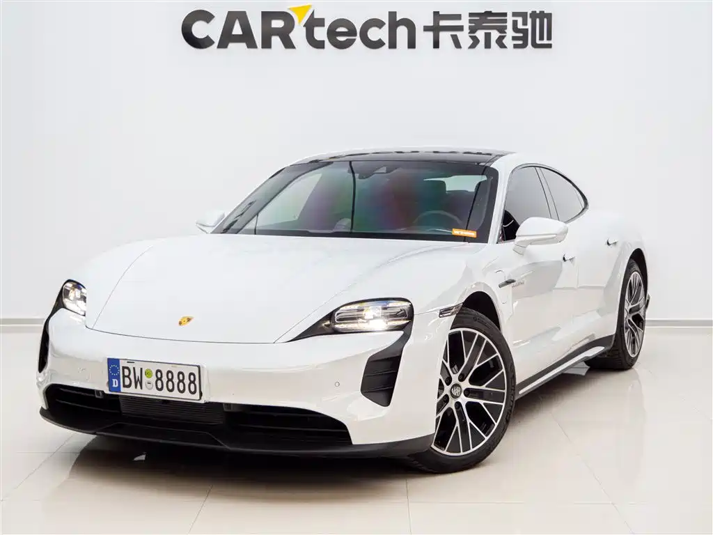 Porsche Taycan 2024