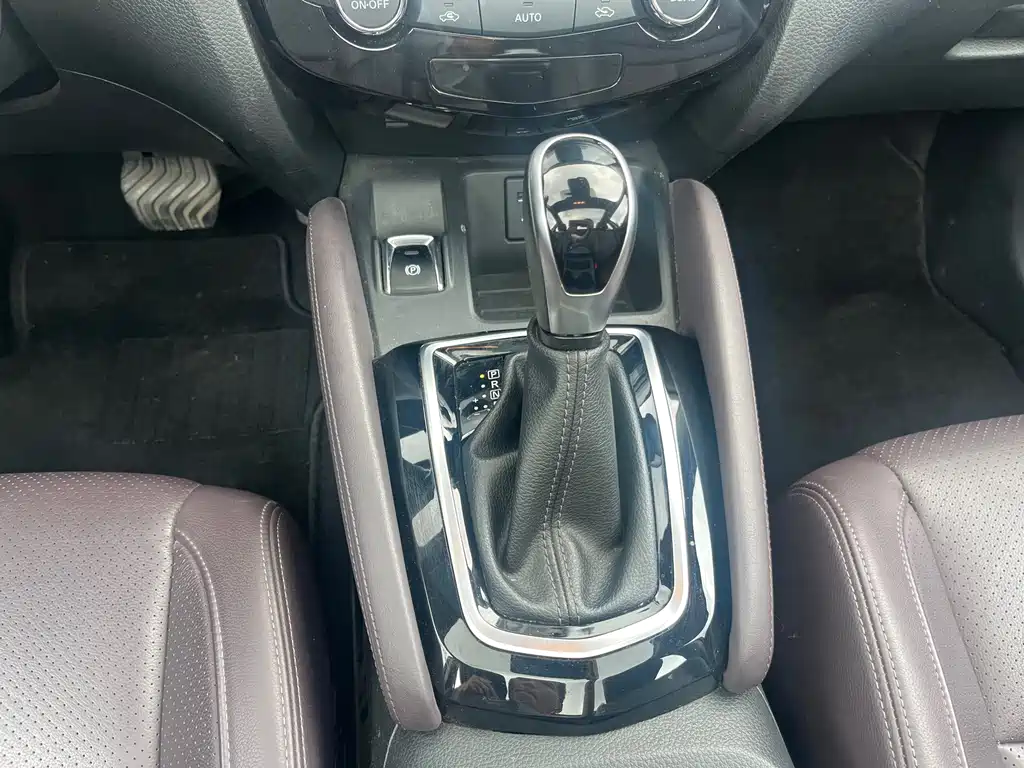 Nissan Qashqai 2022 — фото 16