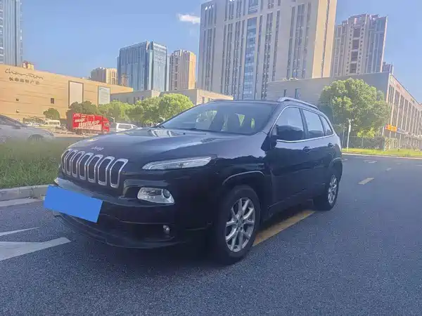 Jeep Cherokee 2016