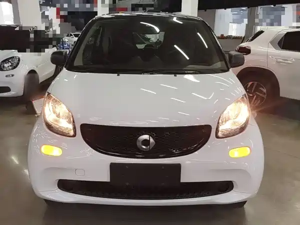 smart fortwo 2019