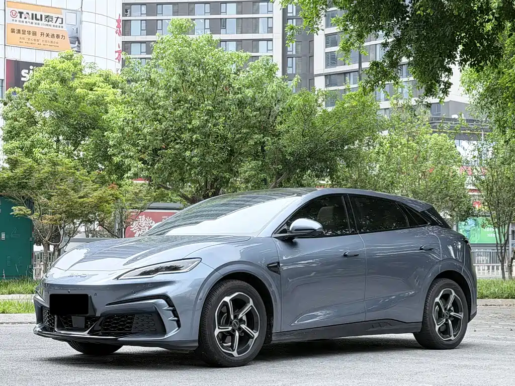 BYD Seal 06GT 2025 — фото 1