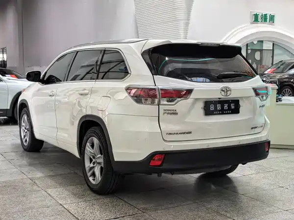 Toyota Highlander 2018