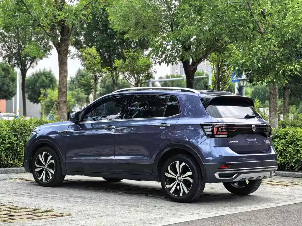 Volkswagen T-Cross 2019 — фото 10