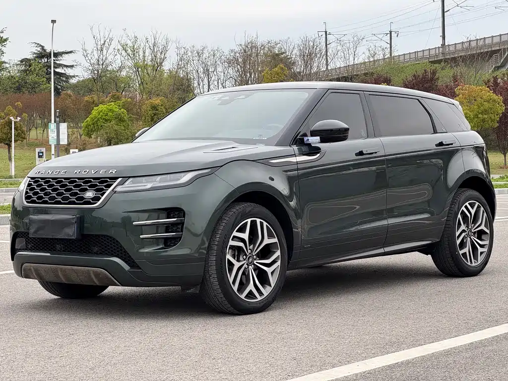 Land Rover Range Rover Evoque 2022 — фото 1