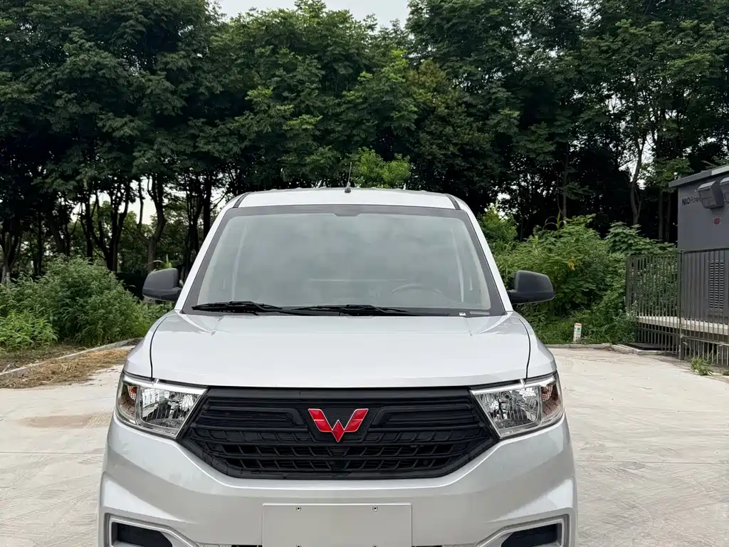 Wuling Hongguang V 2023