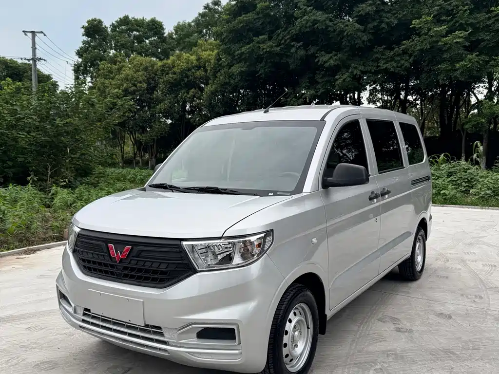 Wuling Hongguang V 2023