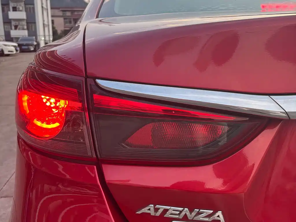 Mazda Atenza 2016 — фото 18