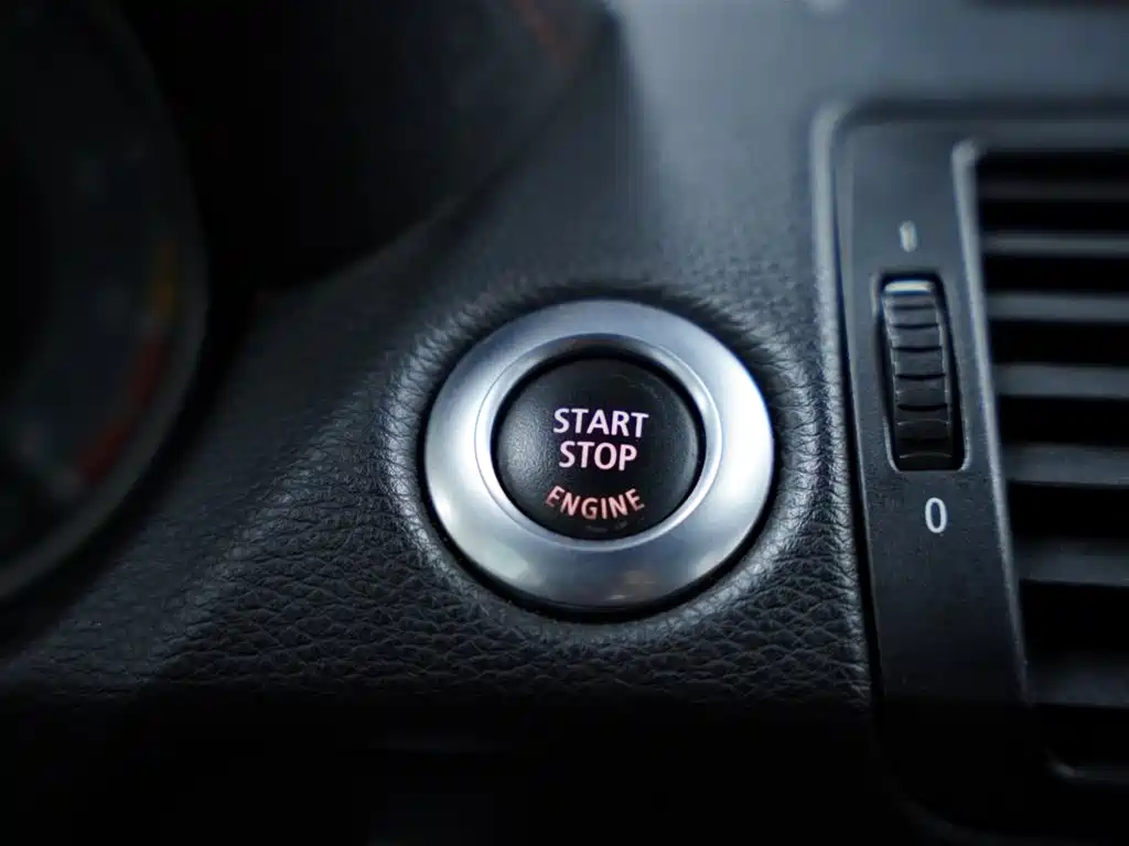 BMW 1 Series M 2012 — фото 12