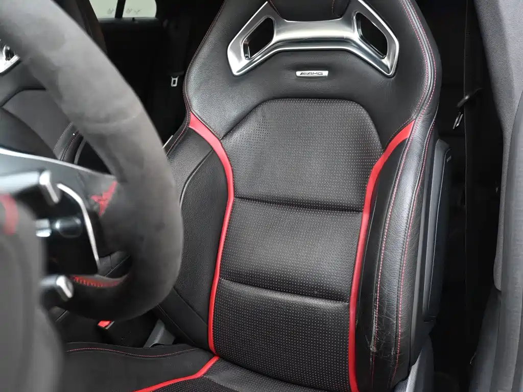 Mercedes-Benz CLA AMG 2017 — фото 16