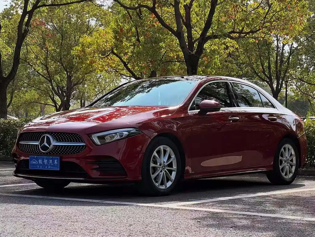 Mercedes-Benz A-Class 2020 — фото 1