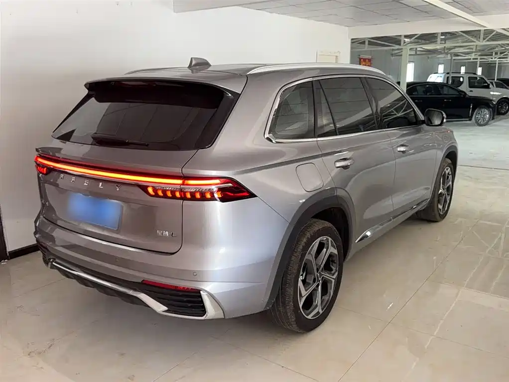 Geely Xingyue L 2025 — фото 14