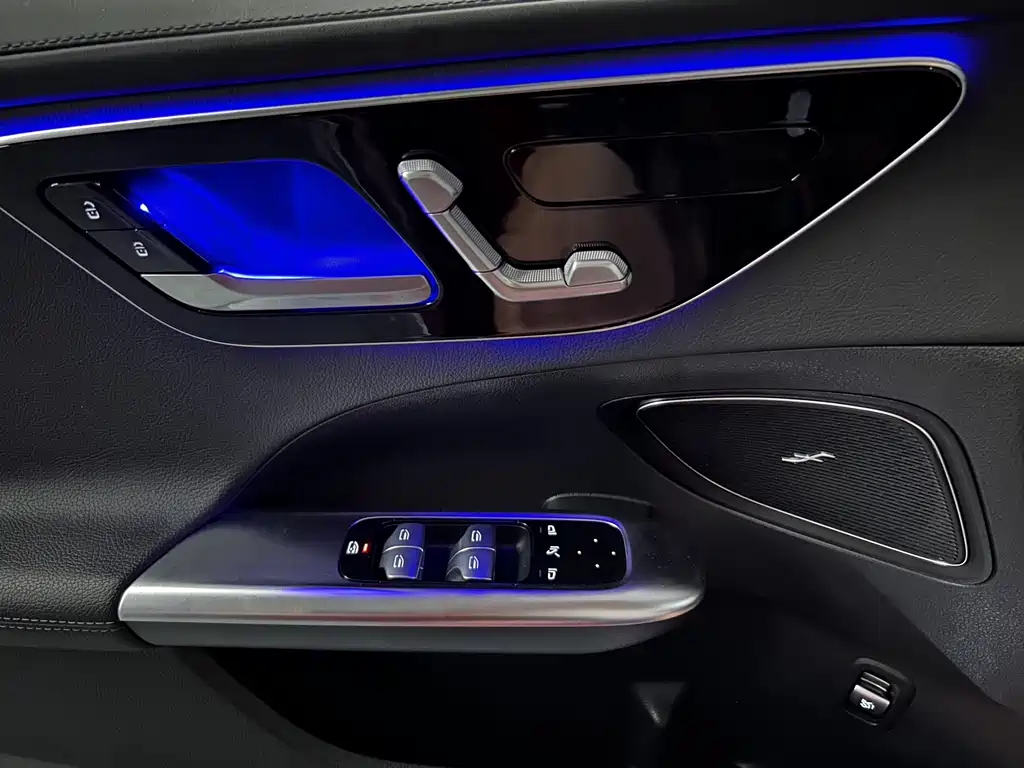 Mercedes-Benz C-Class 2022 — фото 13