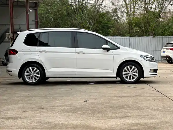 Volkswagen Touran 2017