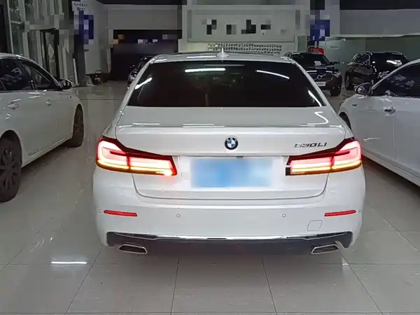 BMW 5 Series 2021