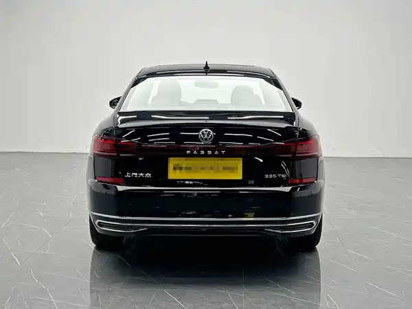 Volkswagen Passat 2023