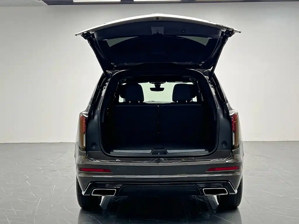 Cadillac XT6 2020 — фото 9