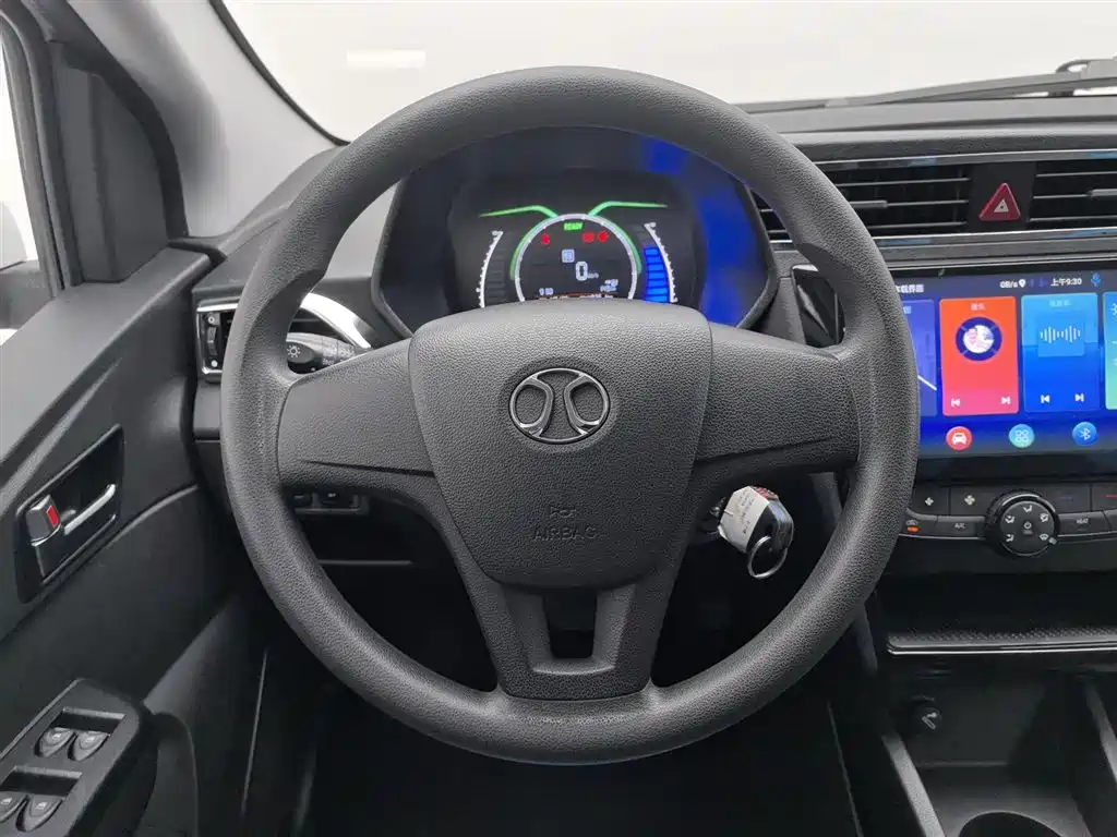 BAIC New Energy EC 2018 — фото 11