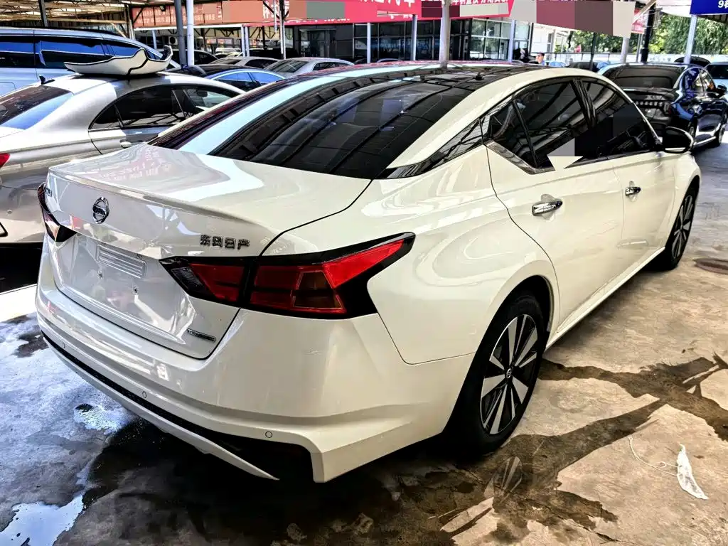 Nissan Teana 2021