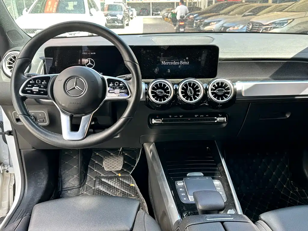 Mercedes-Benz GLB 2022 — фото 11