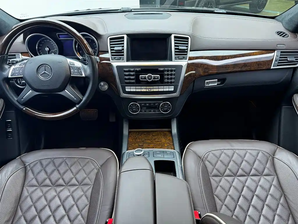 Mercedes-Benz GL-Class 2015 — фото 17