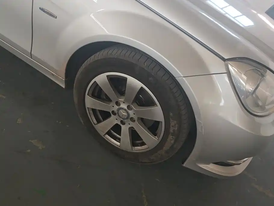 Mercedes-Benz C-Class 2012