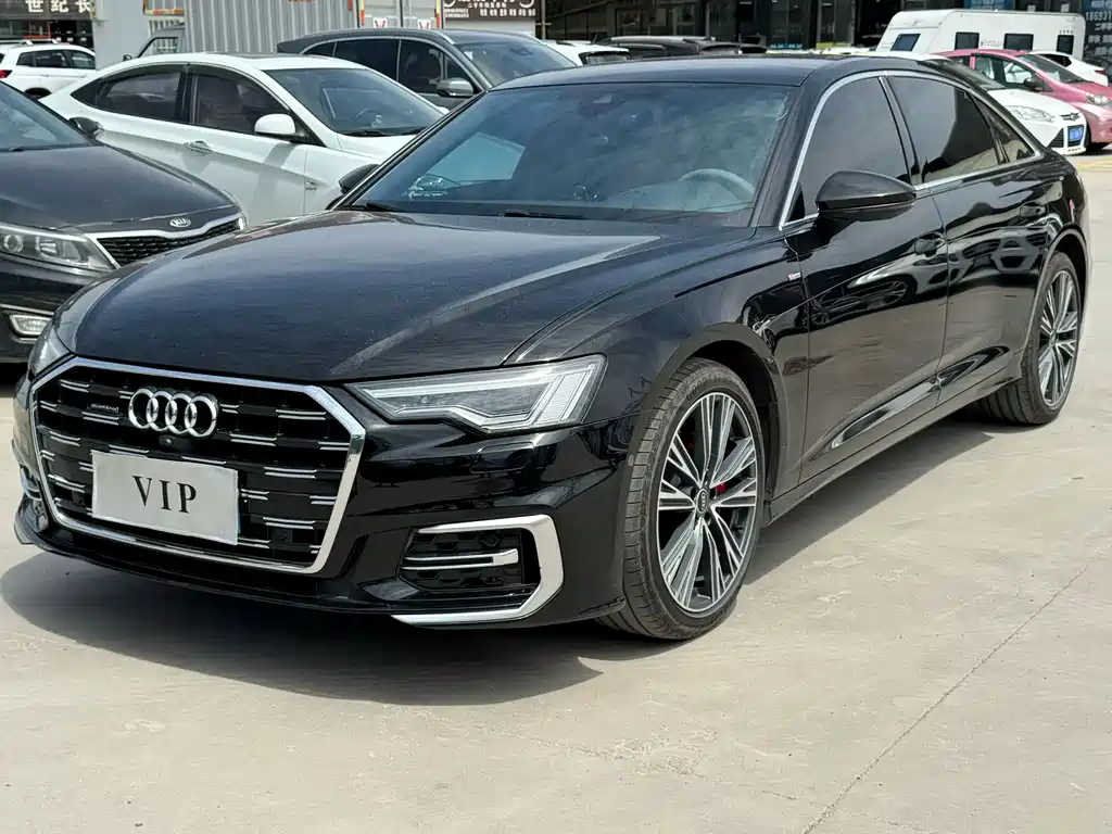 Audi A6L 2022
