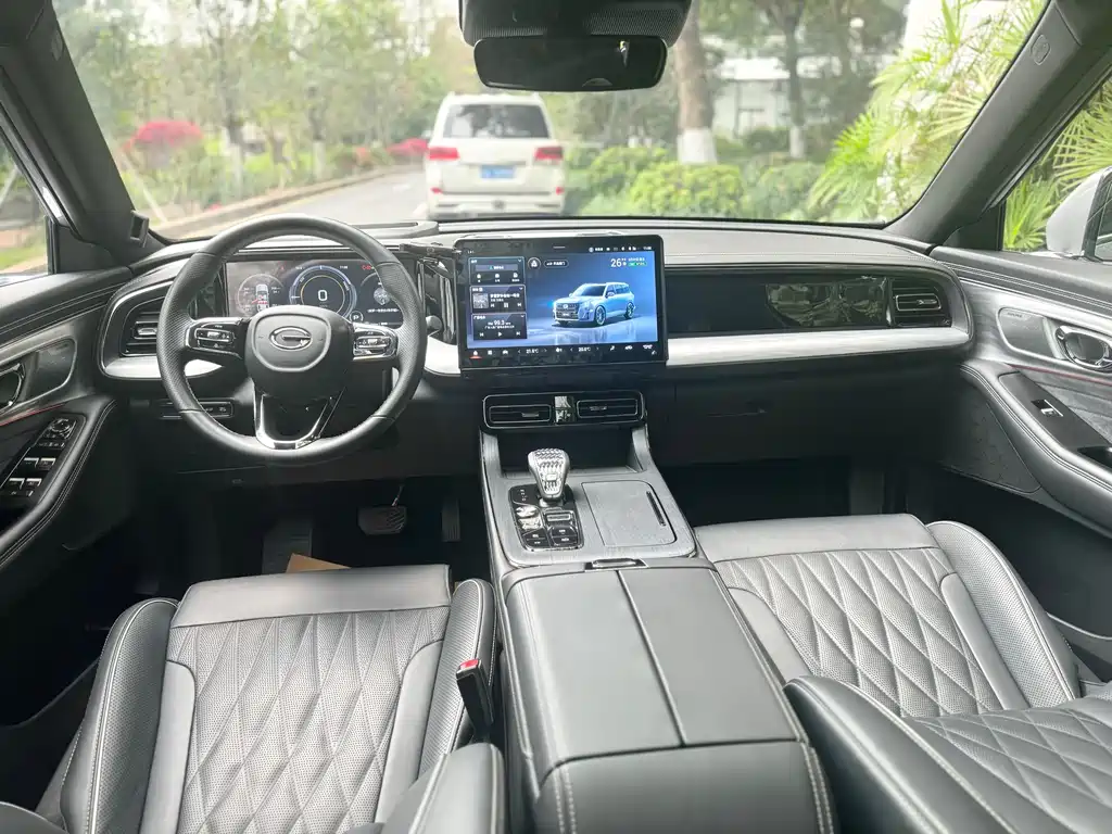GAC Motor Trumpchi GS8 2023 — фото 7