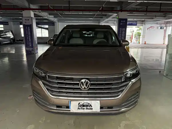 Volkswagen Viloran 2020