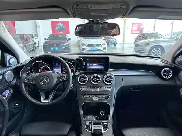 Mercedes-Benz C-Class 2018