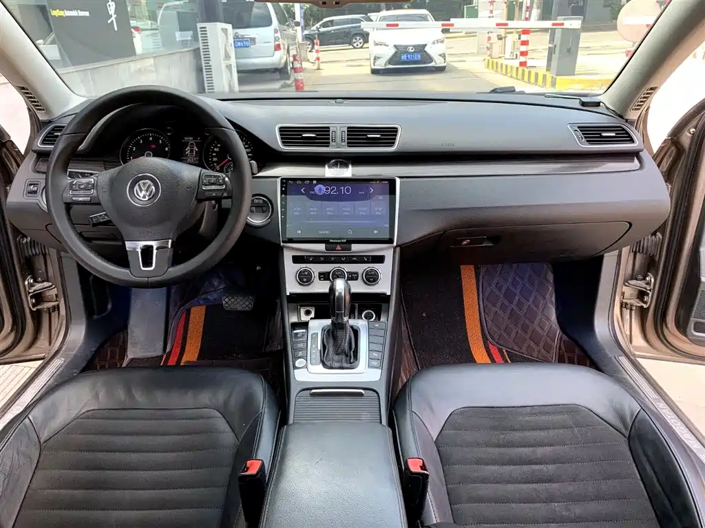 Volkswagen Magotan 2013